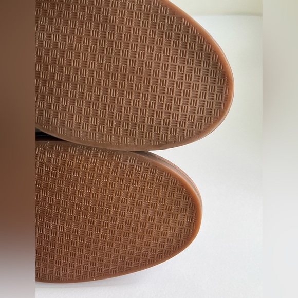 Clarks Women's Camzin Dime Black Leather Ankle Boot Size 9M Buckle Booties - Picture 10 of 16